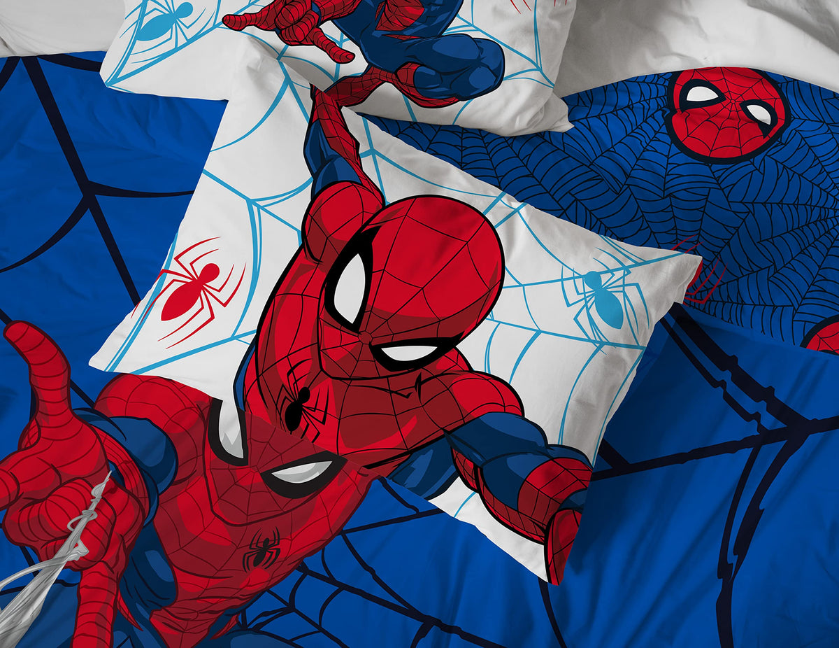Jay Franco Spiderman pillowcases 20x30 for comfortable night’s rest.