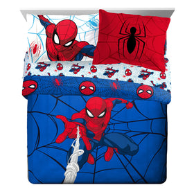 Close-up of Jay Franco Spiderman reversible comforter showing vibrant design and soft microfiber.