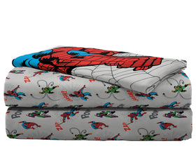 Jay Franco Spidey room setup shows vibrant bedding in a child's space.