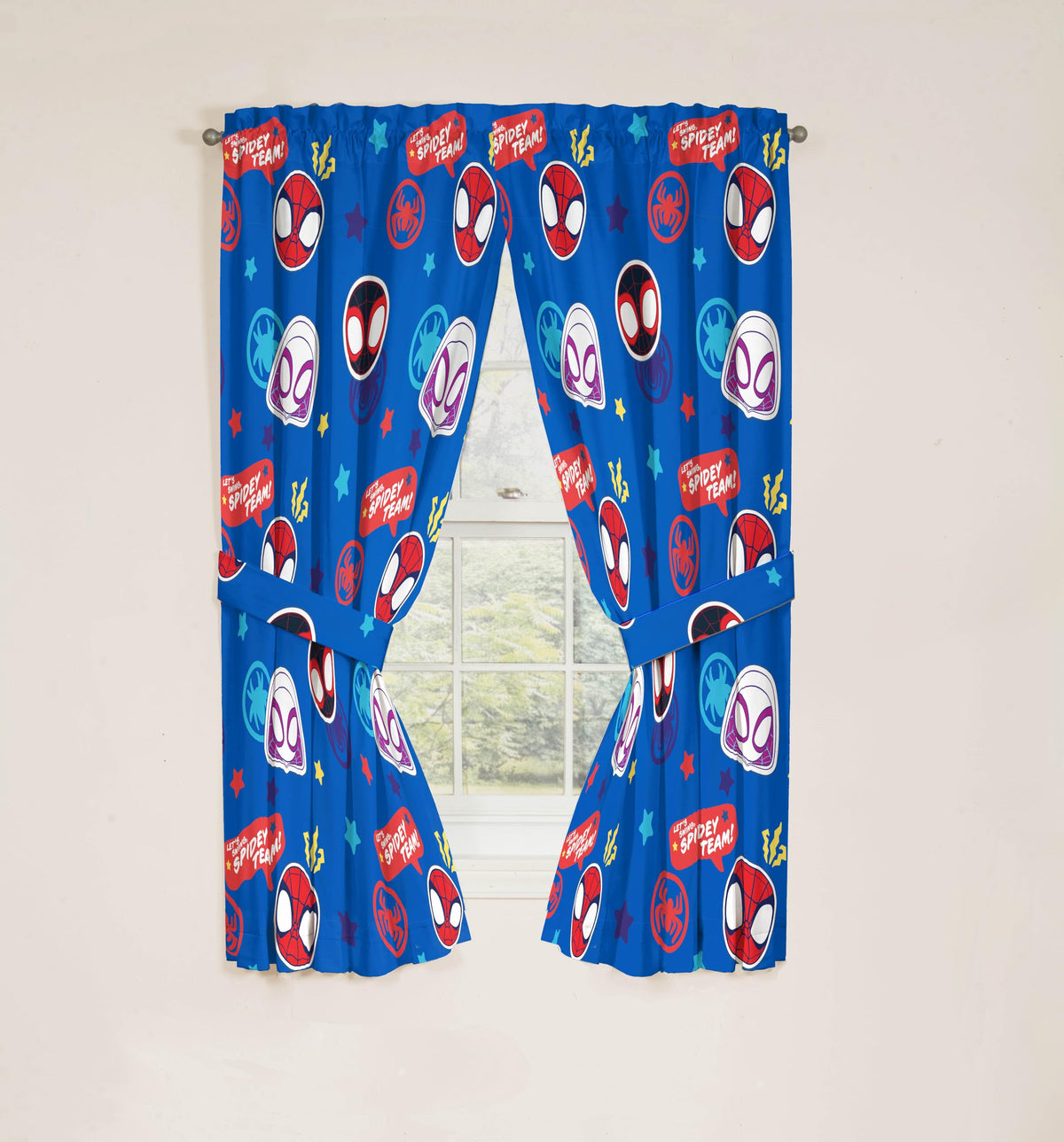 Jay Franco Spidey curtains with vivid print detail for room decor.