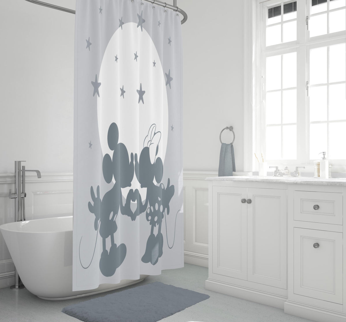 Jay Franco 70x72 standard size fits most bathtubs and shower stalls with effortless hanging.