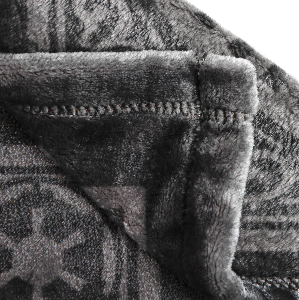 Jay Franco Star Wars Darth Vader throw close-up fabric detail