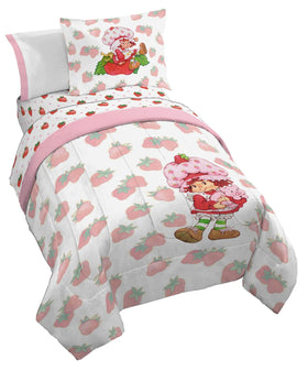 Jay Franco Strawberry Shortcake twin comforter in bright pink for cozy nights.