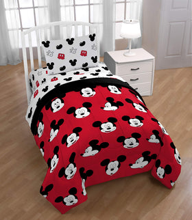 Jay Franco ultra-soft microfiber bedding delivers breathable, year-round comfort for kids.