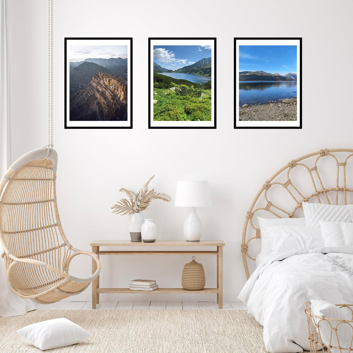 JCJMY frame offers vertical or horizontal wall hanging options