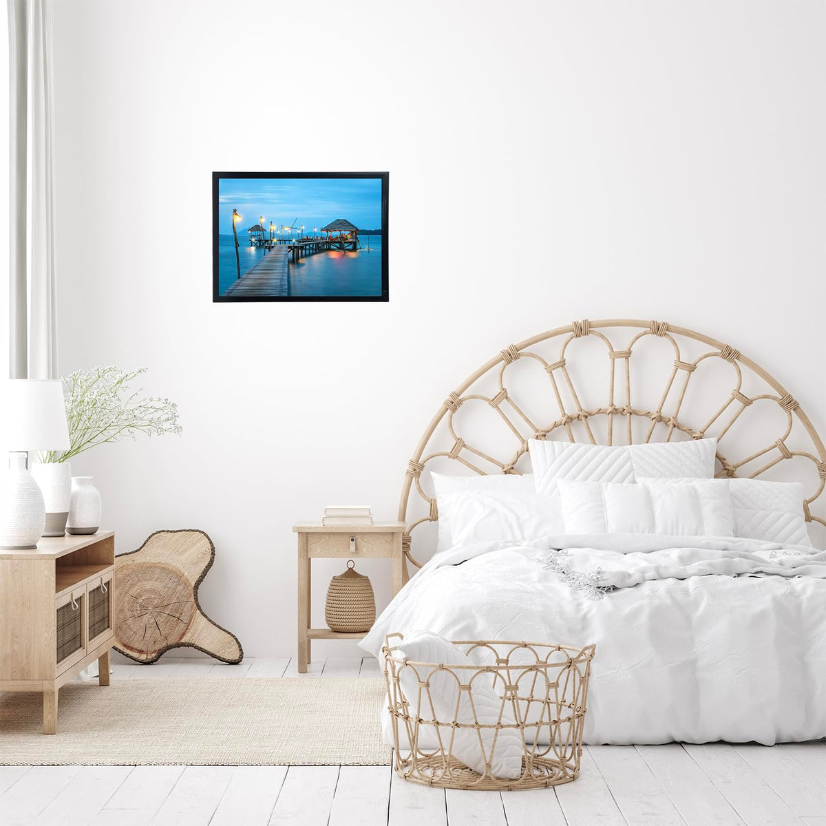 JCJMY wall mounting options support versatile display