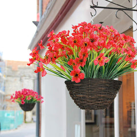 JEMONG sturdy flower heads stay in place for reliable outdoor decor.