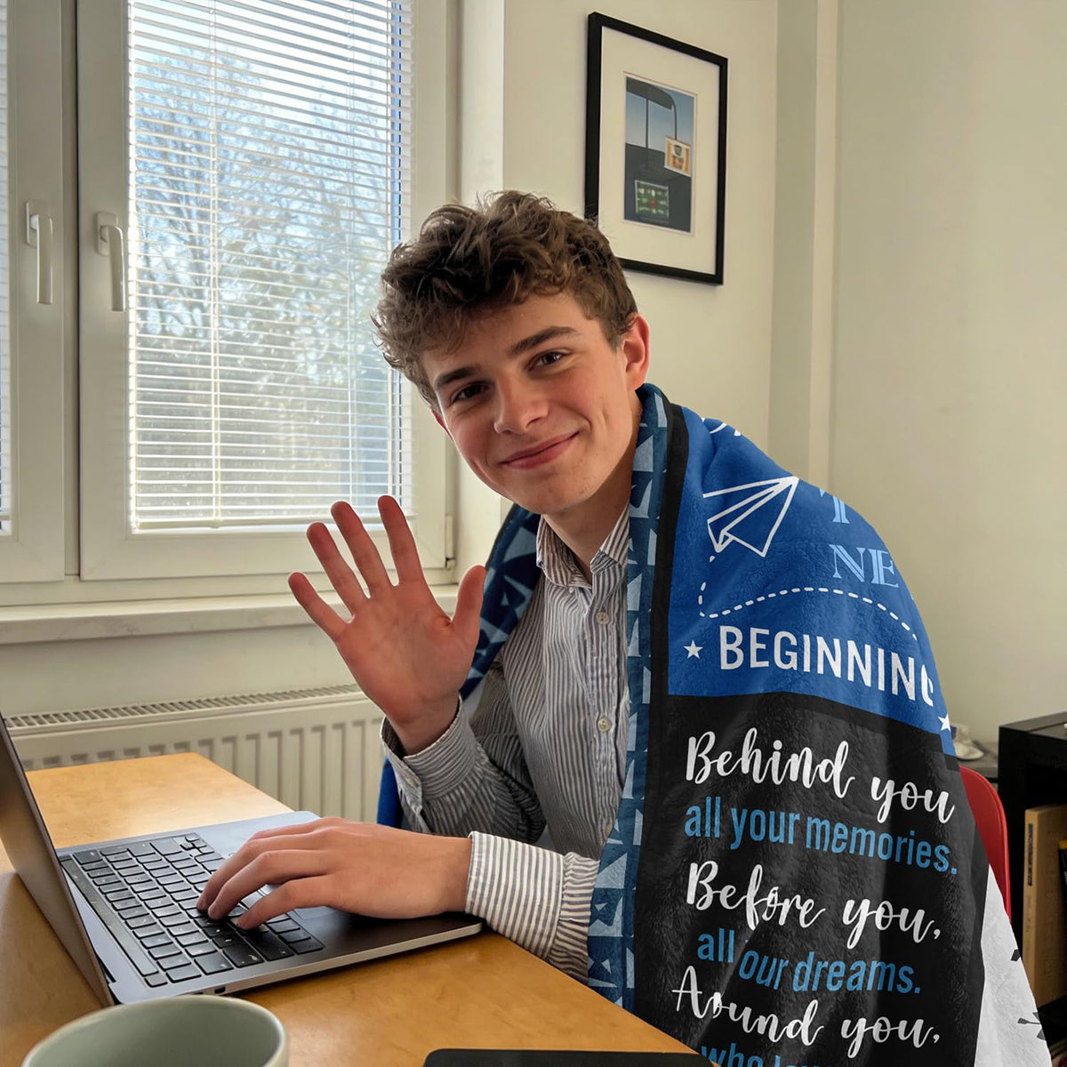 Jepufo blanket draped on a sofa illustrating all-season warmth