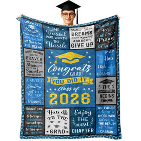 Jepufo graduation blanket close-up showing soft microfiber texture and celebratory design