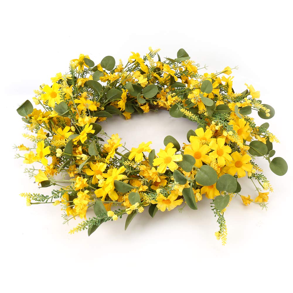 J'FLORU wreath showcases jasmine and lavender accents for a soft floral look.