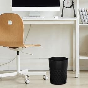 JiatuA durable PP plastic construction withstands daily use in any room.