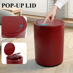 JiatuA pet-proof trash bin helps keep pets away.