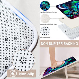 Jieprom bath mat provides plush, quick-drying comfort.