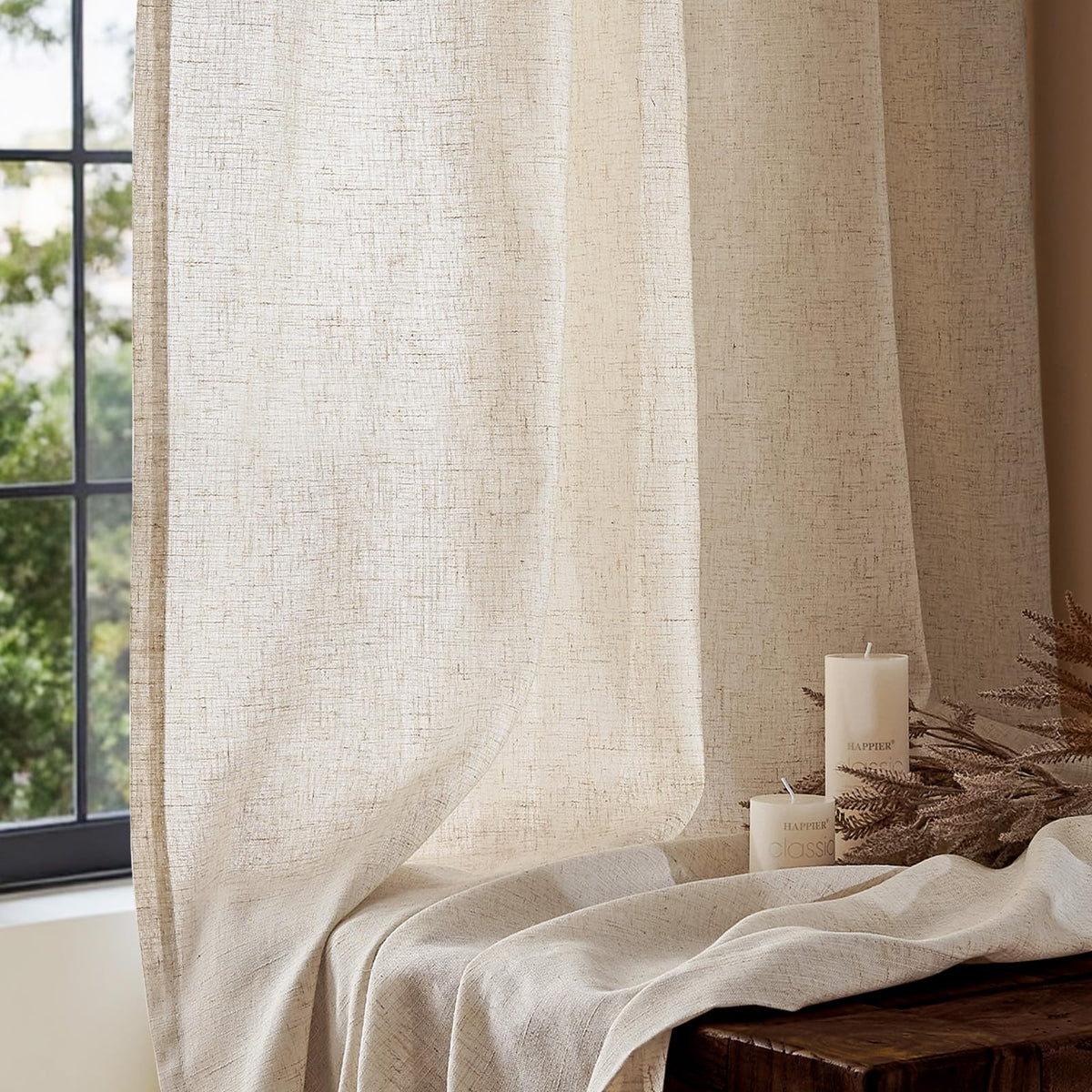 Jinchan floor-to-ceiling curtain length creates a spacious feel