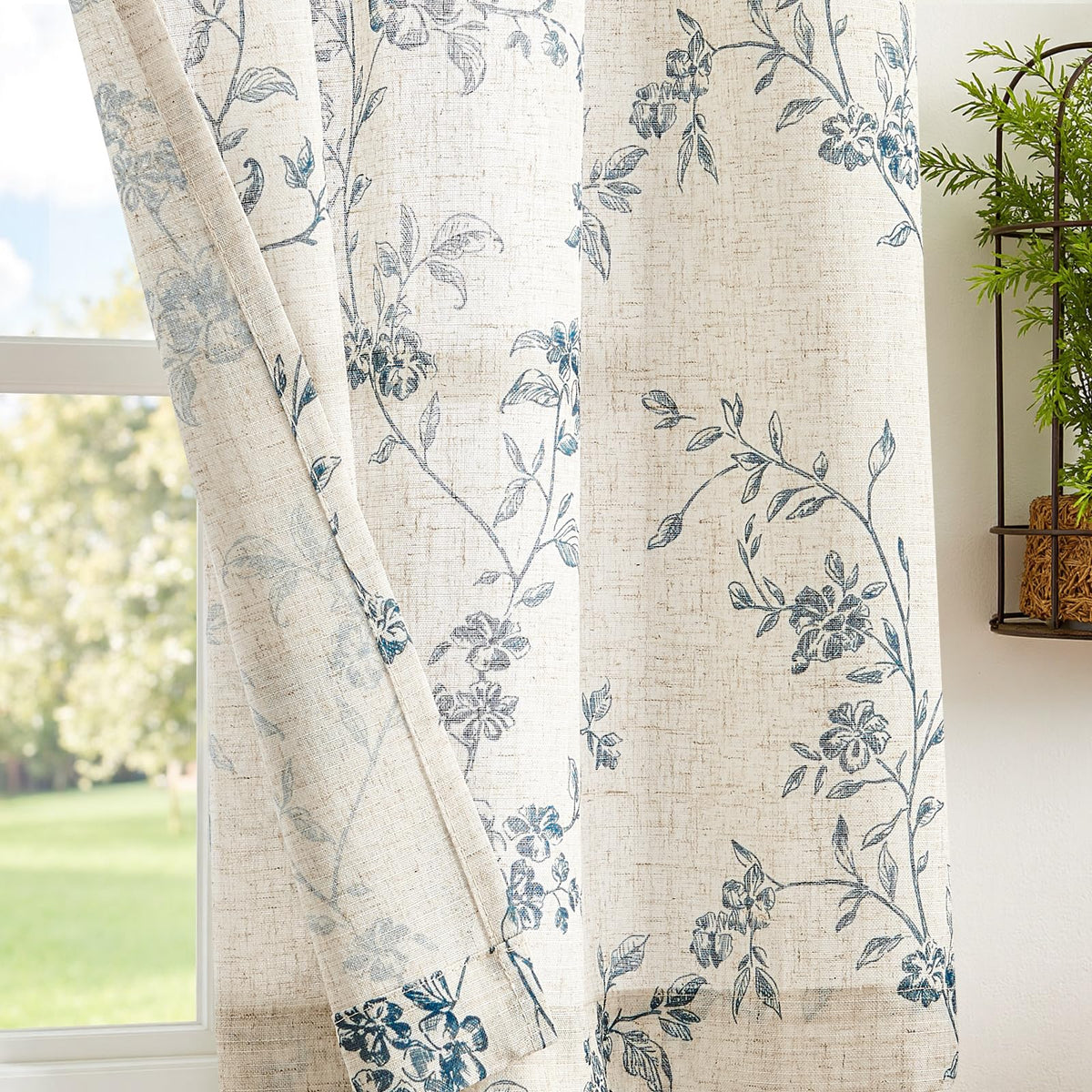 Jinchan linen-tier curtains with floral pattern and fern details for subtle charm.