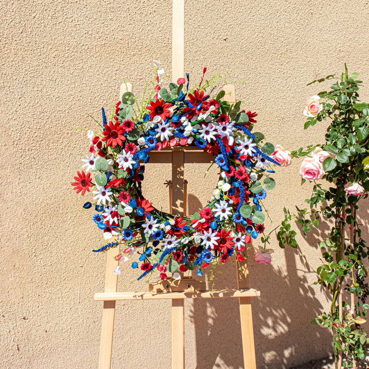 JINGHONG grapevine base wreath combines natural texture with durability.