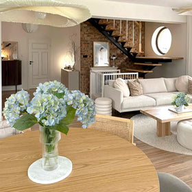 JINWOE light blue hydrangea packaging separation shows easy pre-arrival setup.