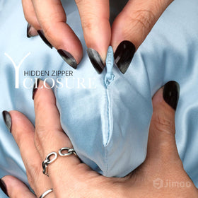 JJIMOO silk pillowcase demonstrates smoother hair overnight.
