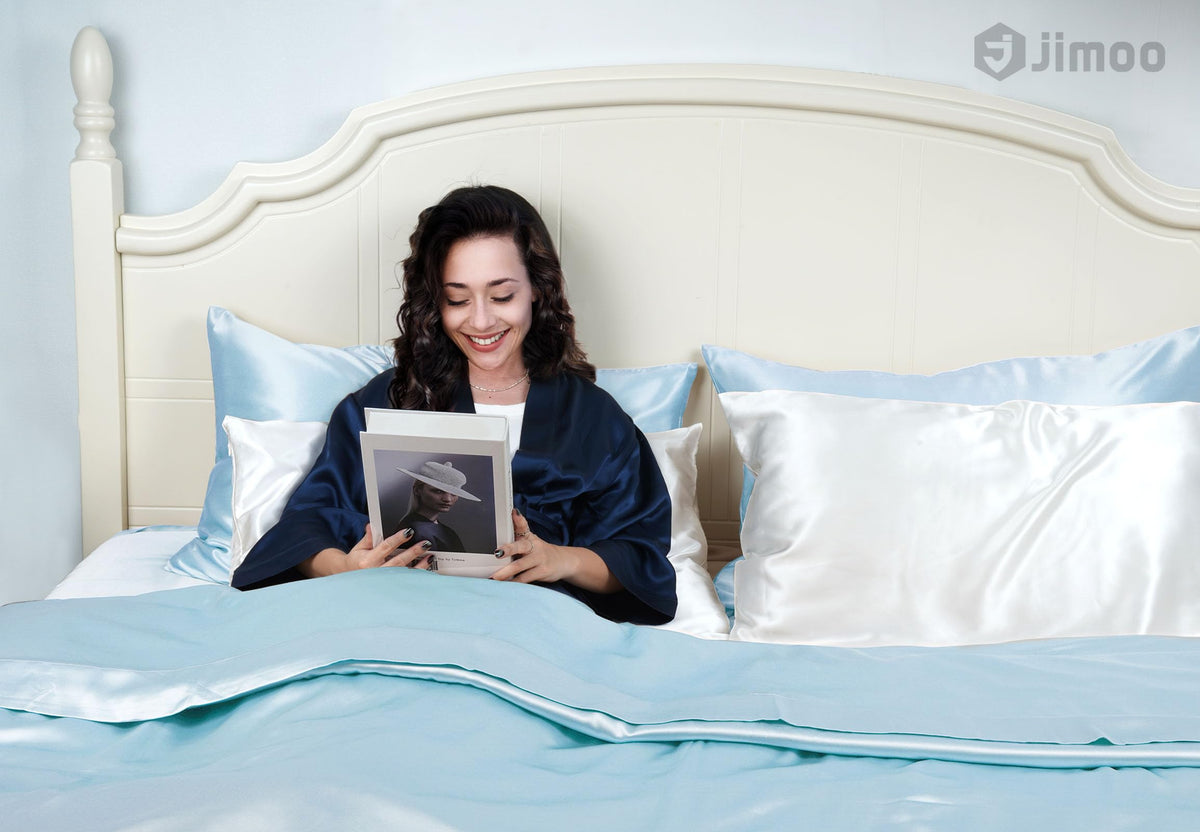 JJIMOO silk pillowcase emphasizes gentle touch for skin surface health.