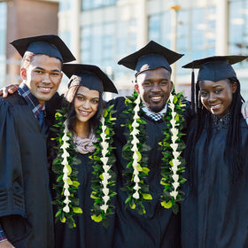 JMUQ Hawaiian Maile leis vibrant colors brighten tropical parties and photos.