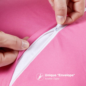 Back zipper discreetly placed to preserve scalloped look