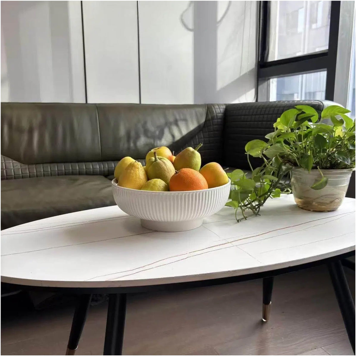 JolieJulie packaging-safe JolieJulie ceramic fruit bowl ready for delivery.