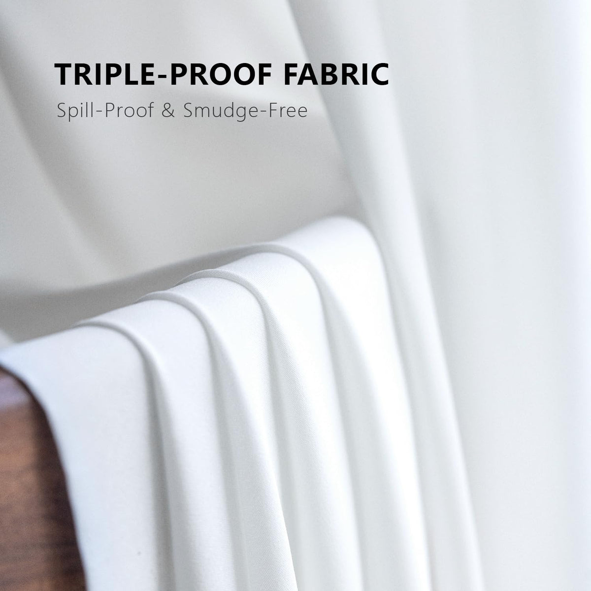 JOLLADE pet-friendly fabric resists scratches and fur buildup