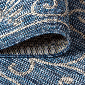 Jonathan Y pet-friendly low-pile rug resists dirt in entryways