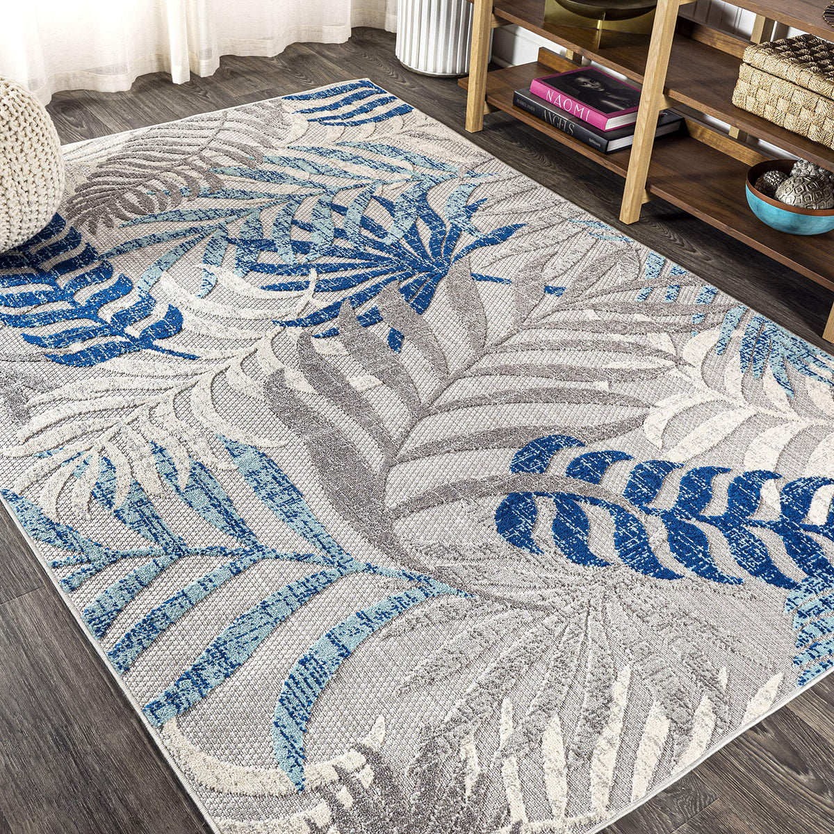 JONATHAN Y Tropics pet-friendly rug resists wear and cleans easily.