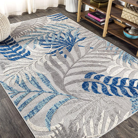 JONATHAN Y Tropics pet-friendly rug resists wear and cleans easily.