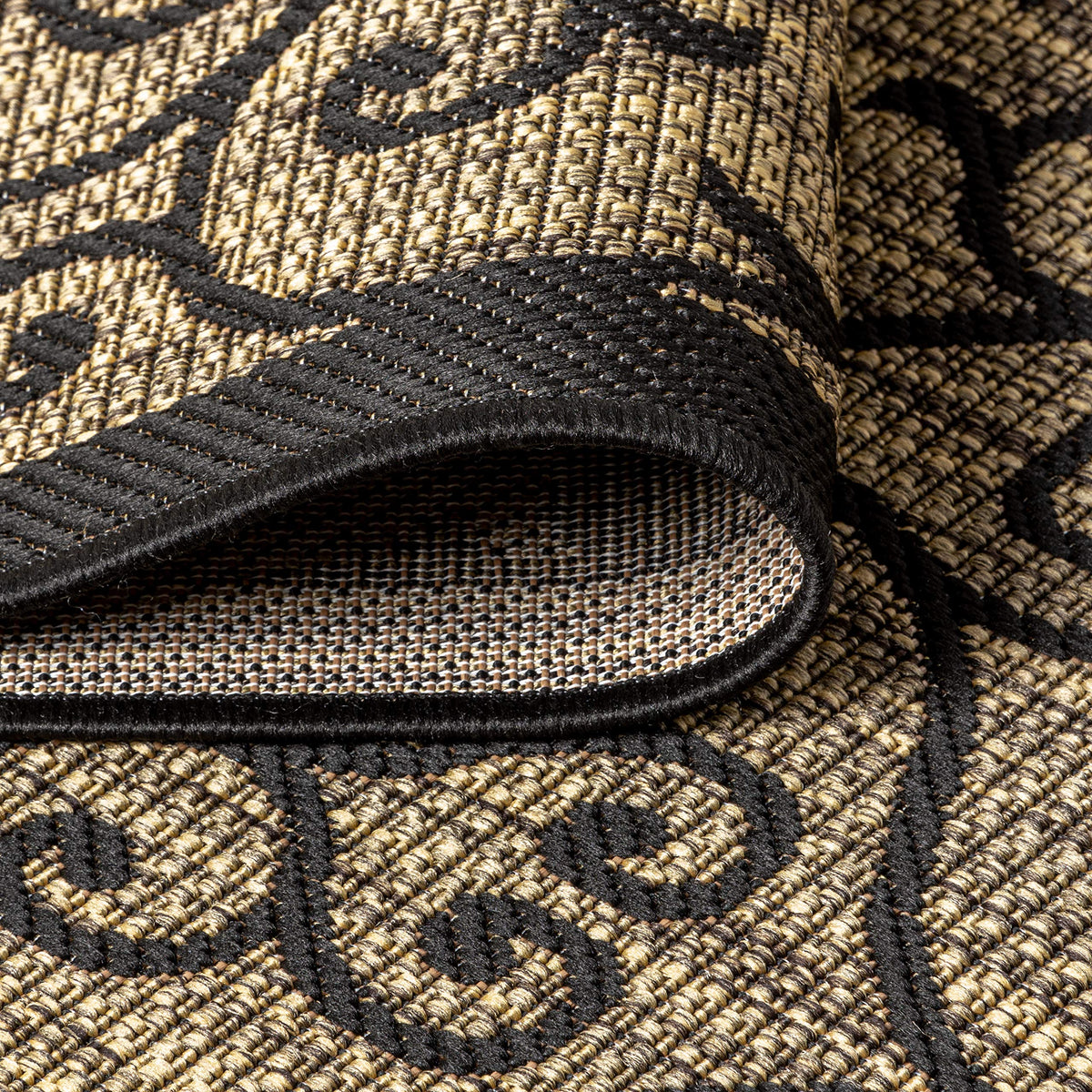 JONATHAN Y boho-chic filigree rug suits entryways and patios