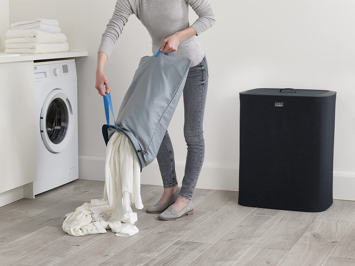 Joseph Joseph Tota removable tote bags with handles for easy carrying to the machine.