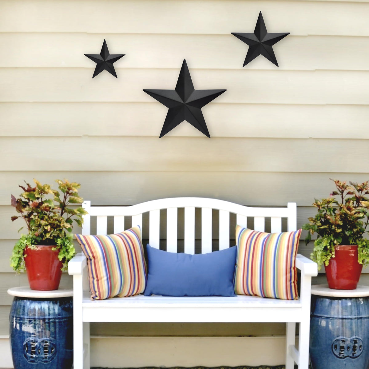 JoyEvy three-piece set showcases classic rustic design for country homes.