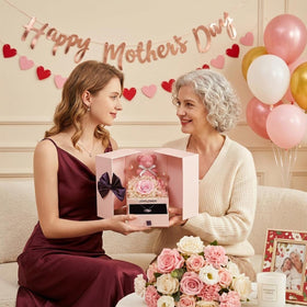 JoyFlower heart-necklace-mom; elegant keepsake necklace for mom that pairs with any outfit.