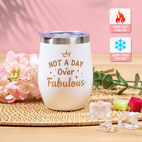 Joyliss delicate makeup bag to organize beauty essentials