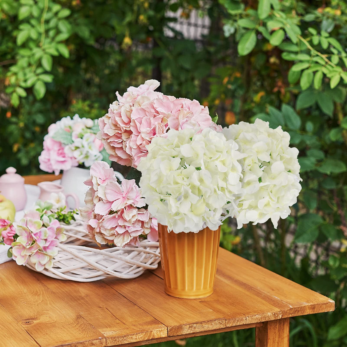 JPSOR silk hydrangea bloom adding natural-looking decor