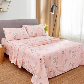 JSD Pink Unicorn fitted sheet hugs the mattress with a snug fit.