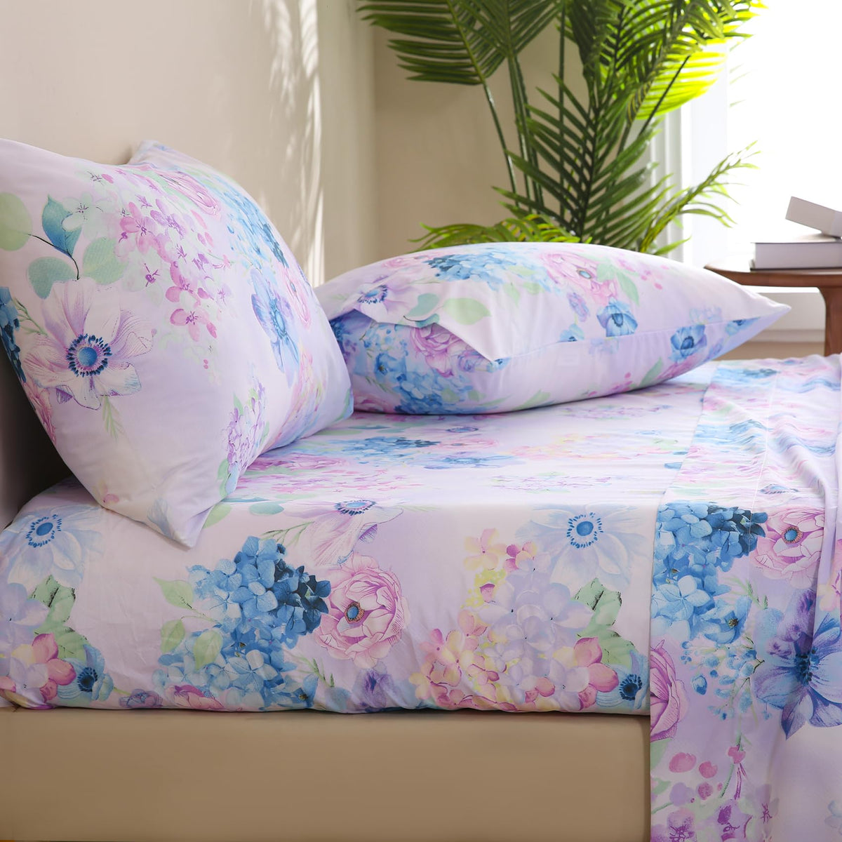 JSD Purple Hydrangea 4-piece set ready to refresh your bedroom vibe.