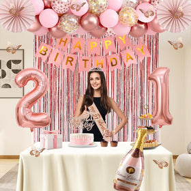 Juesly 30 latex balloons brighten the space with festive color and volume.