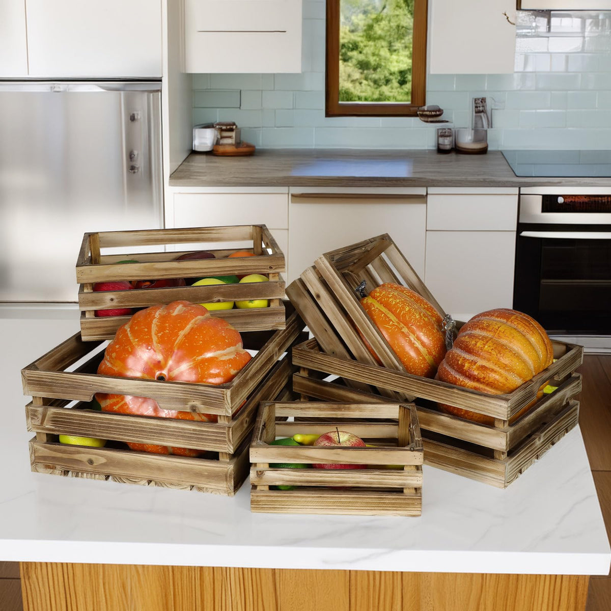 JUMBO HUMBLE close-up shows natural solid wood texture and durability.
