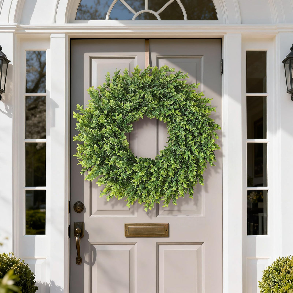 Juxdp boxwood wreath packaging is tight and compact