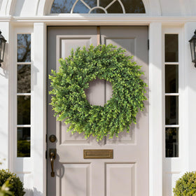 Juxdp boxwood wreath packaging is tight and compact