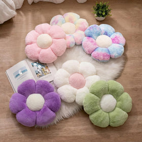 JZNEXD pink daisy pillow provides cute cozy color for a girl’s room