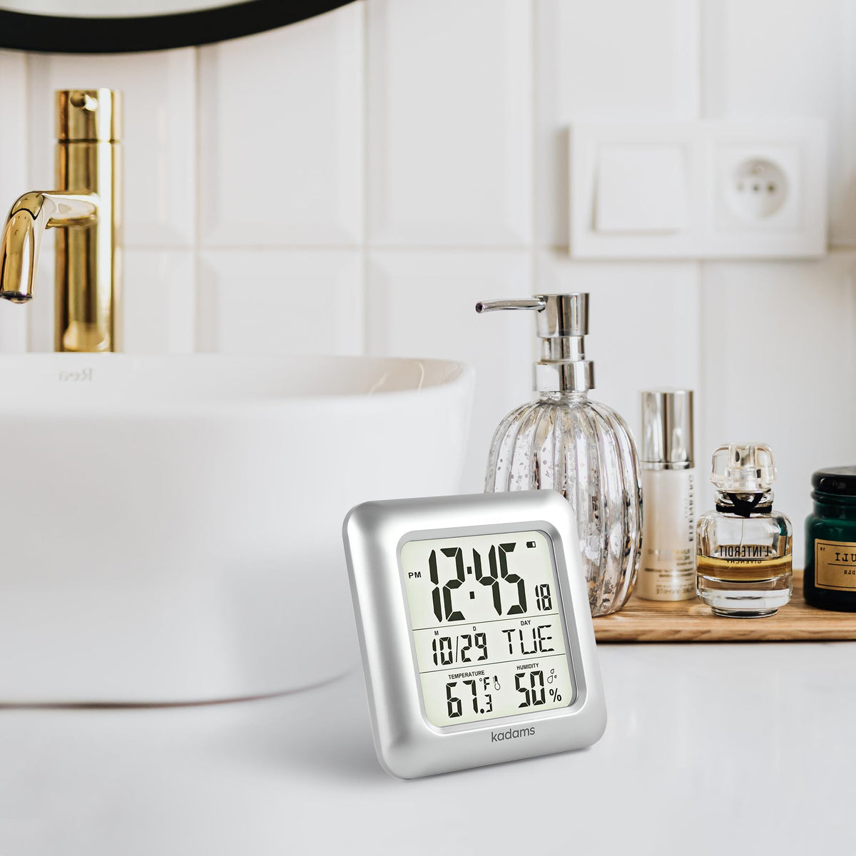 KADAMS multilingual calendar supports language-friendly date tracking.