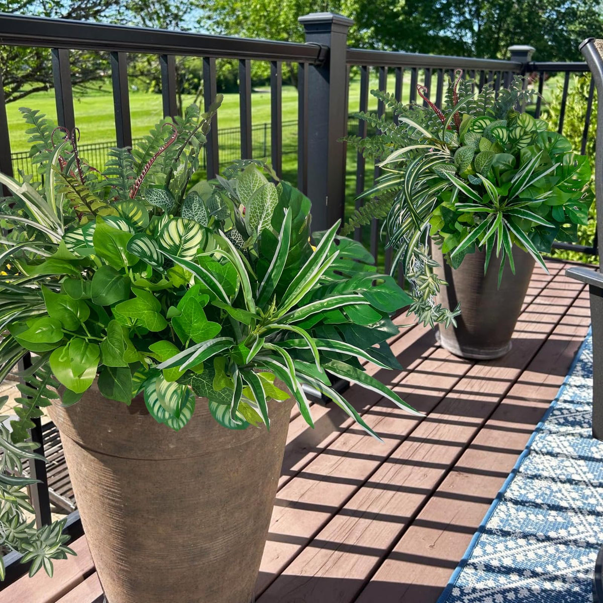 KAFDY artificial bushes provide patio decor with year-round color.