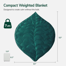 Kaisa travel bag and storage box accompany the blanket for easy organization.