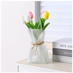 Kaitnax irregular glass vase front view for chic centerpieces.