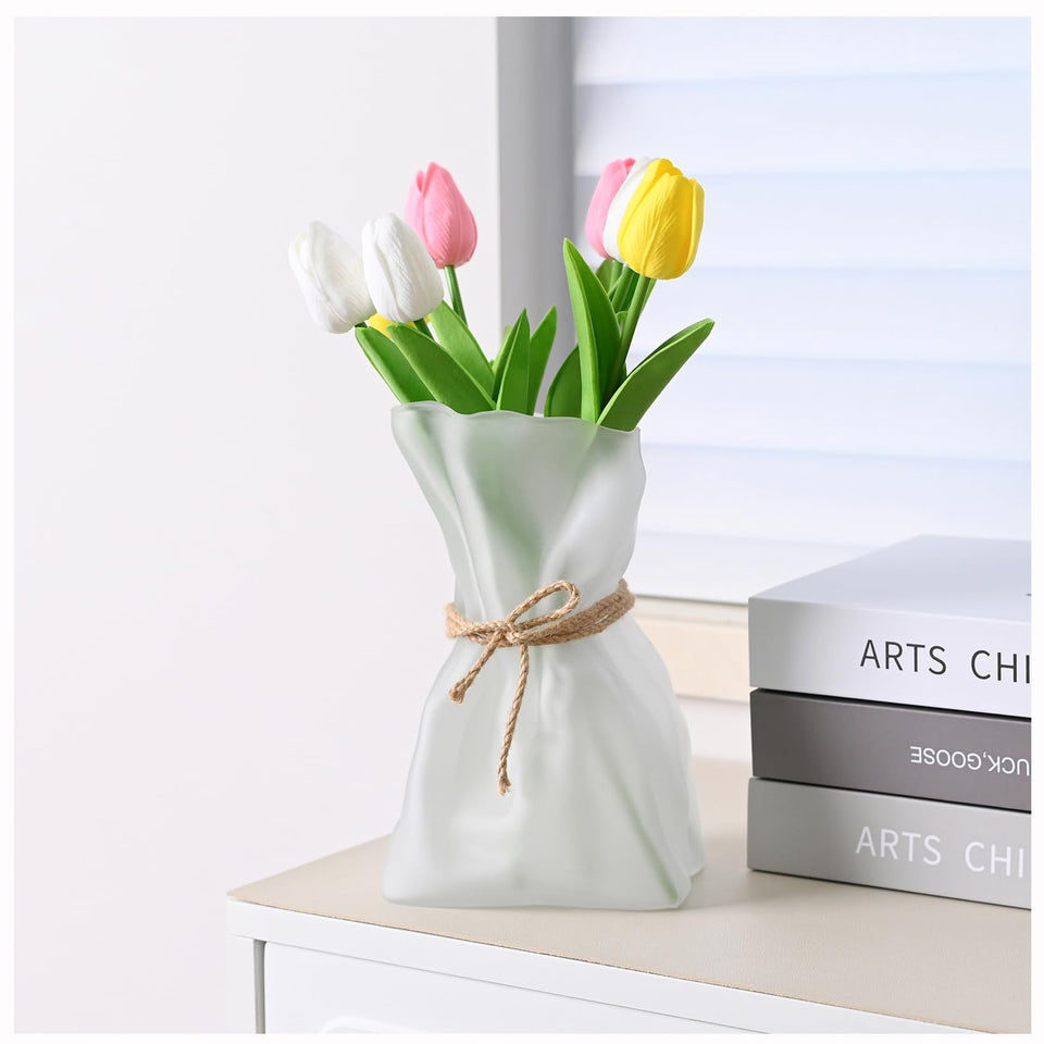Kaitnax irregular glass vase front view for chic centerpieces.