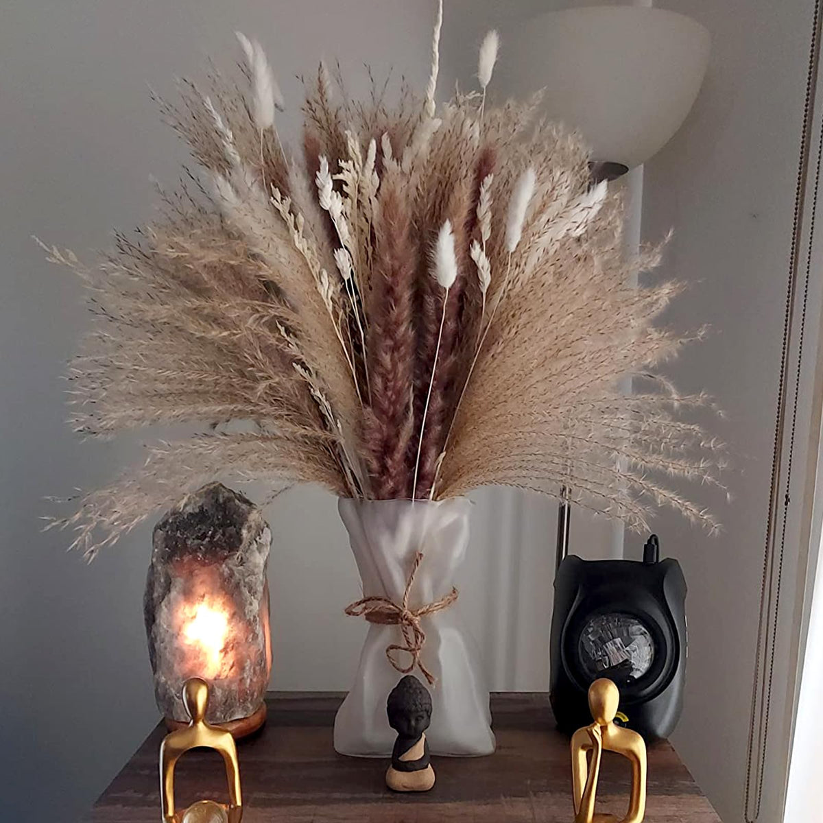 Kaitnax vase packaged securely, ready for gifting.