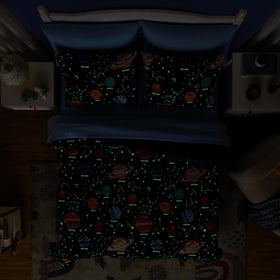 Kaleido Space two shams 20x26 paired with the set for a coordinated look.